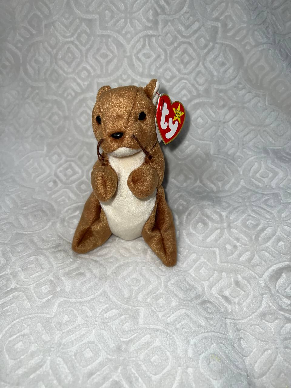 *RARE* MINT Nuts199 1996 Beanie Baby With Tag in Pristine Condition