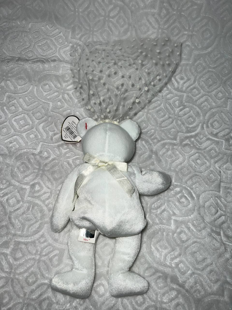 *RARE* MINT Mrs. 2001 Beanie Baby With Tag in Pristine Condition